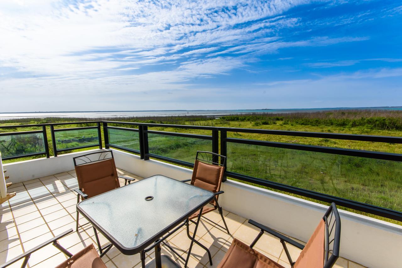 Tiramisu Places Sea View Homestay Маґун Екстер'єр фото